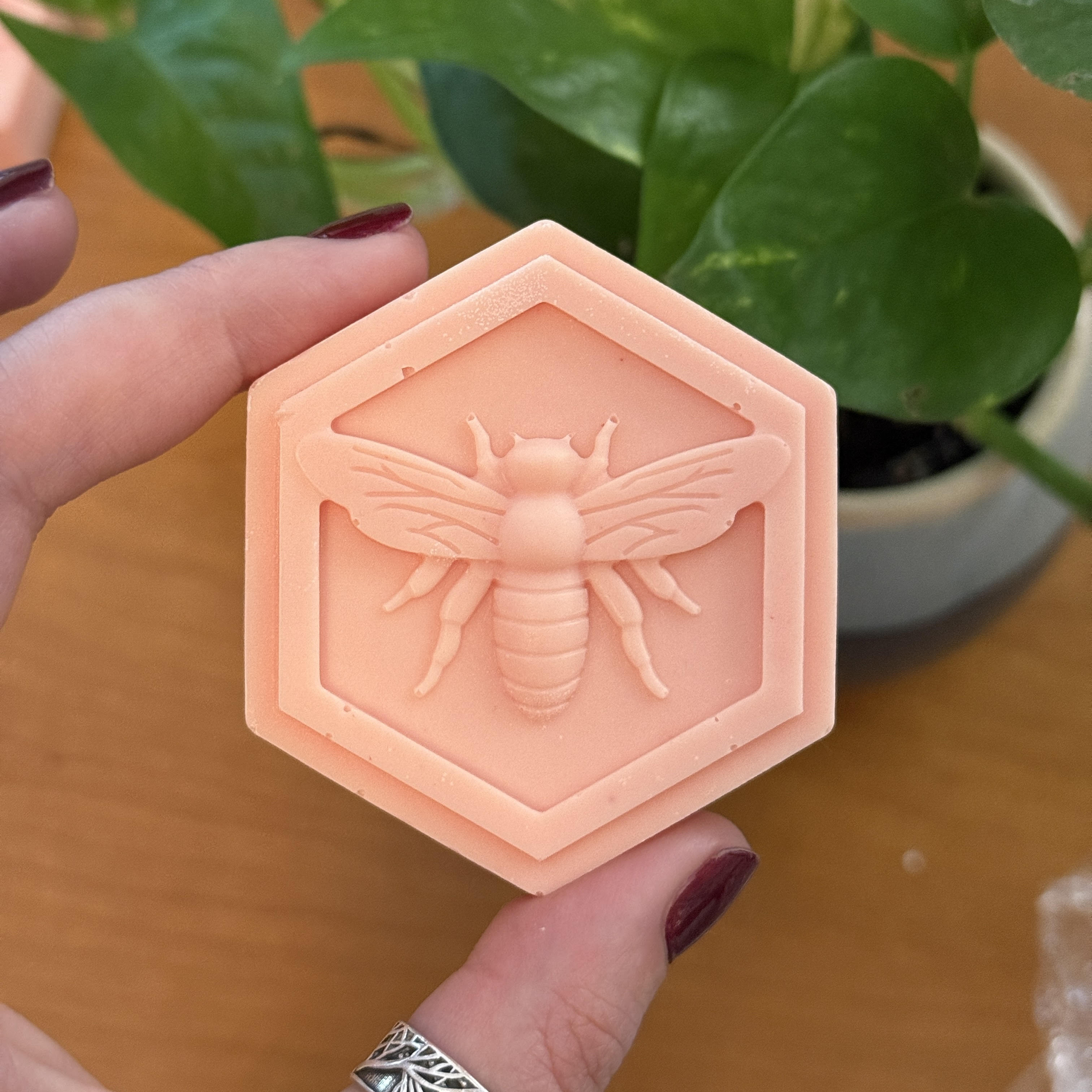 Honeybee Goat Milk Bar Soap - 4oz