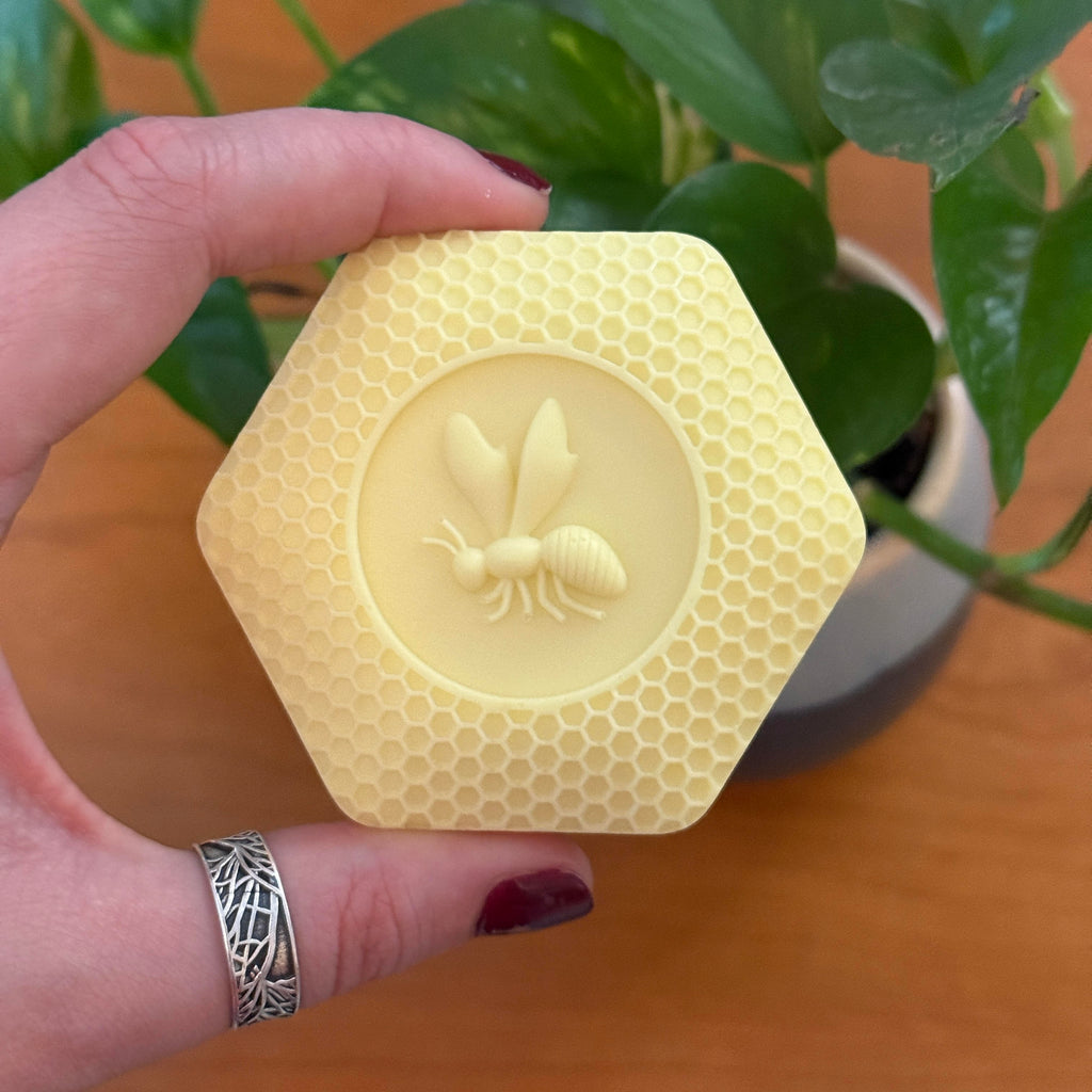 Honeycomb Goat Milk Bar Soap - 8oz