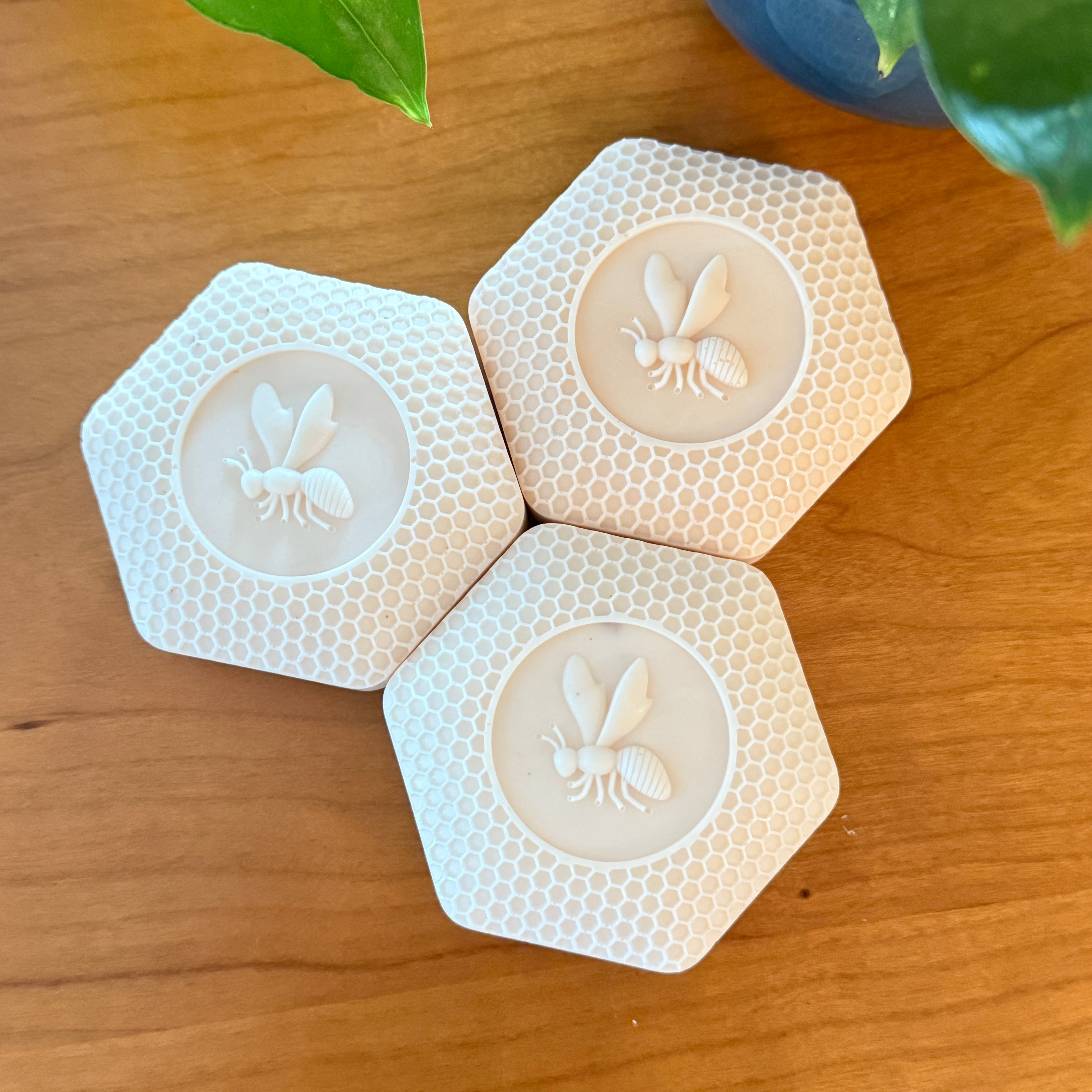 Honeycomb Goat Milk Bar Soap - 8oz